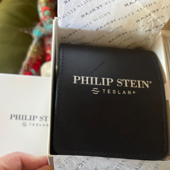 Authentic Philip Stein Mini Teslar Ladies Watch with Genuine Alligator Strap - Picture 4 of 6